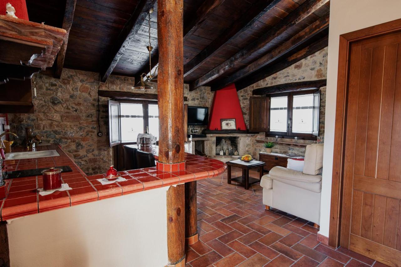 Masia Can Viver - Olive Oil Tourism B&B Bigues I Riells Exterior photo