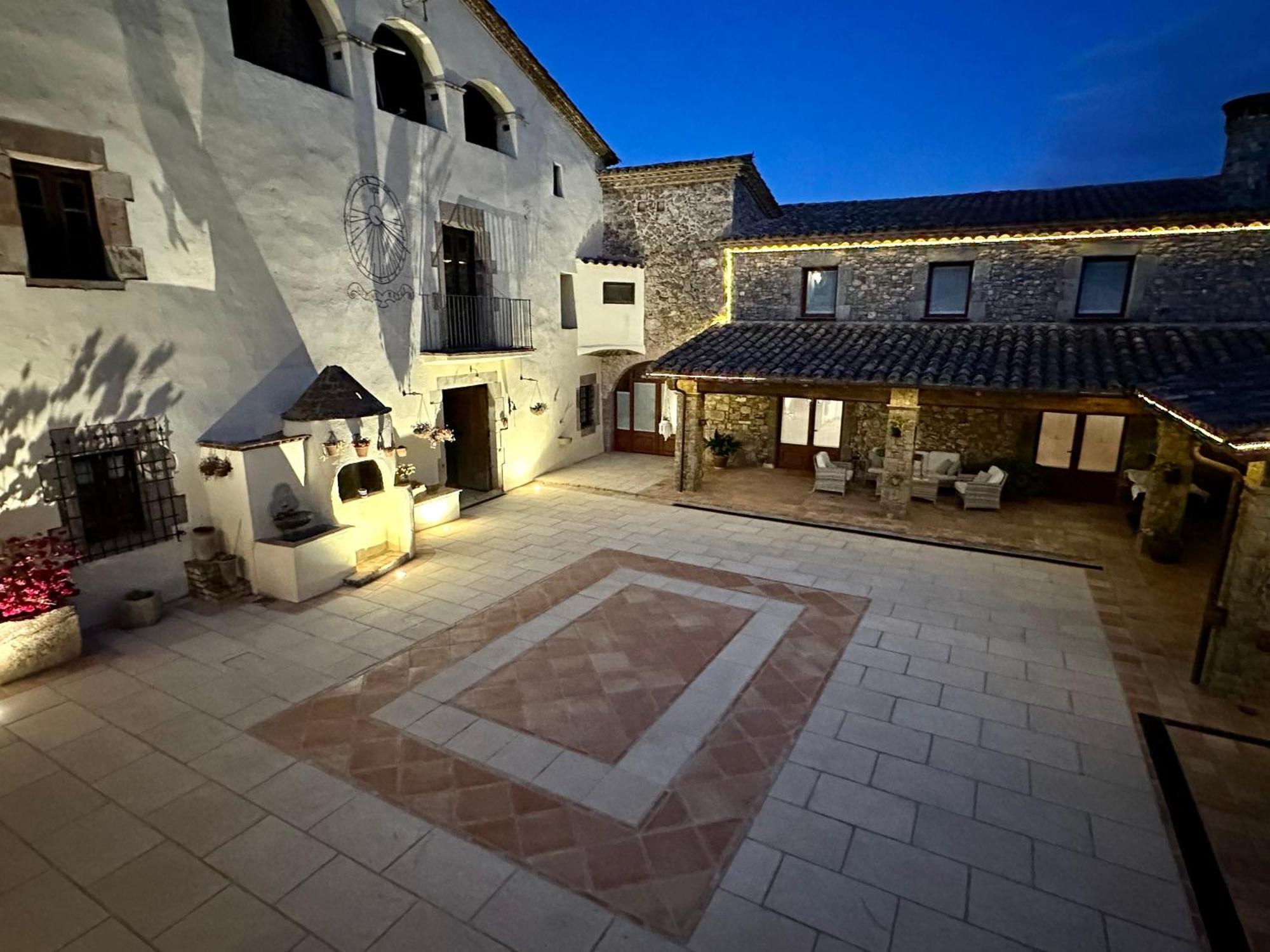 Masia Can Viver - Olive Oil Tourism B&B Bigues I Riells Exterior photo